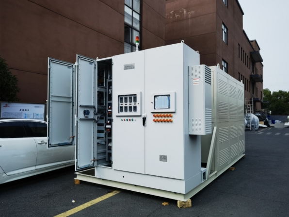 900KW電加熱導(dǎo)熱油爐，電熱導(dǎo)熱油爐出貨